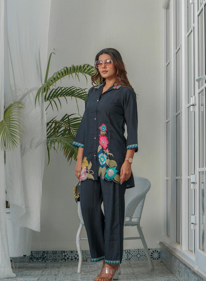 DW Women Floral Embroidered Shirt and Trousers Co-Ords - Image 3